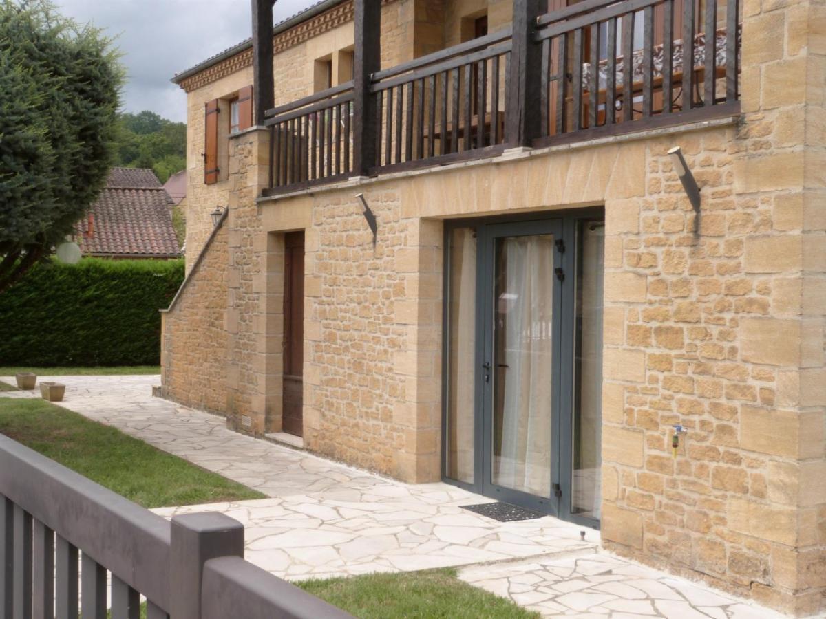 Logement Spacieux Rez-De-Chaussee, Jardin, Stationnement Devant, A 5 Minutes A Pied Du Centre De Sarlat Villa Bagian luar foto