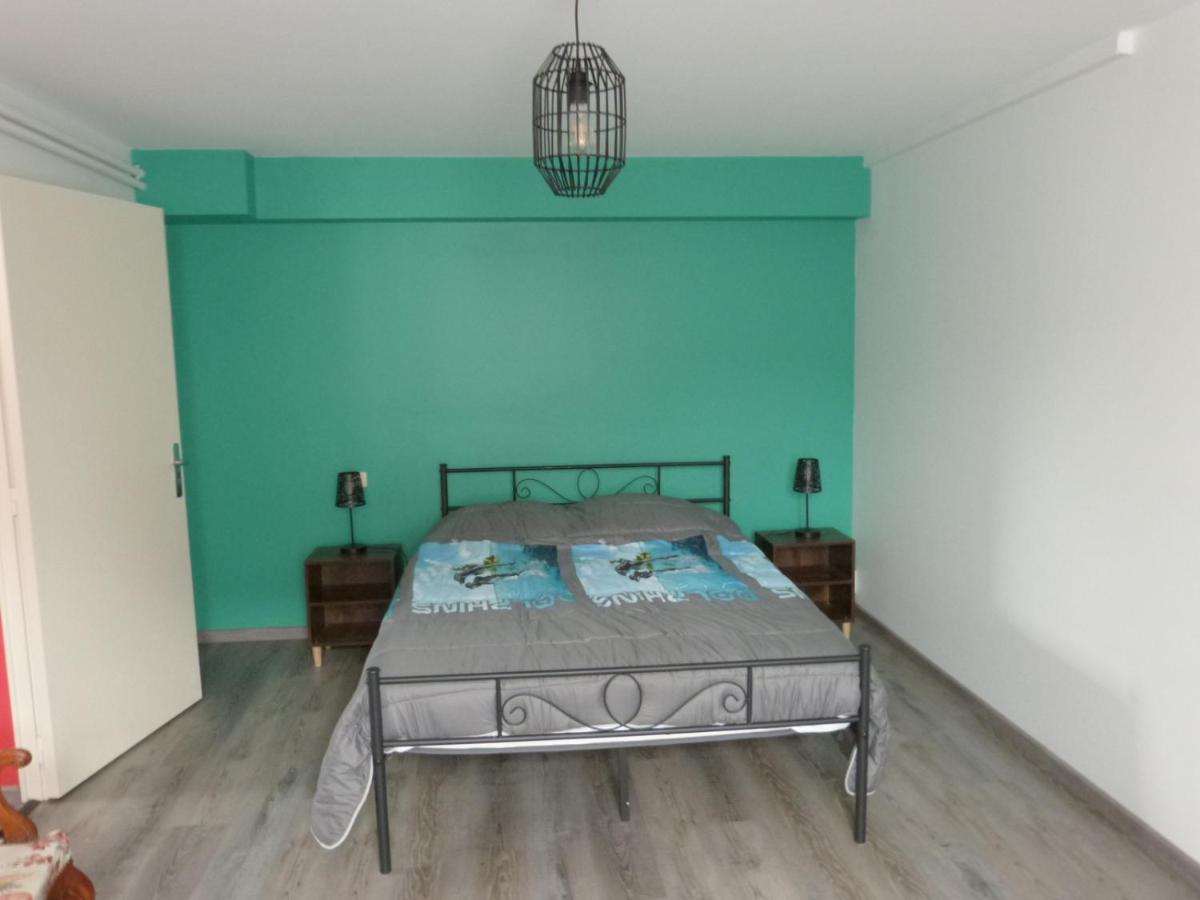 Logement Spacieux Rez-De-Chaussee, Jardin, Stationnement Devant, A 5 Minutes A Pied Du Centre De Sarlat Villa Bagian luar foto